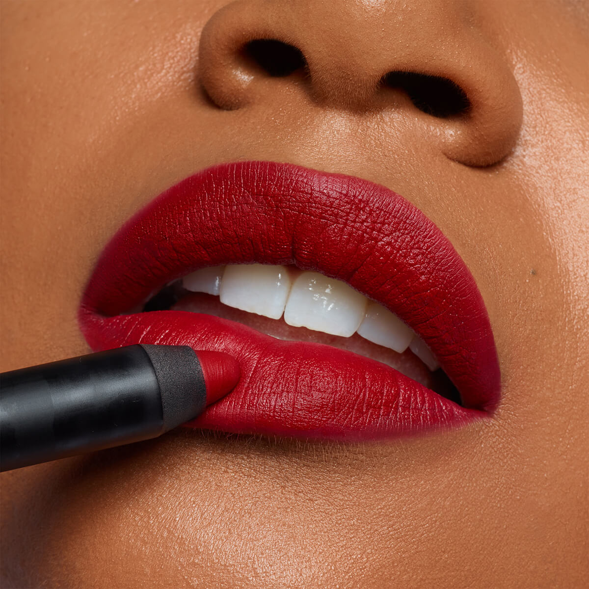 INTENSE MATTE LIP+CHEEK PENCIL